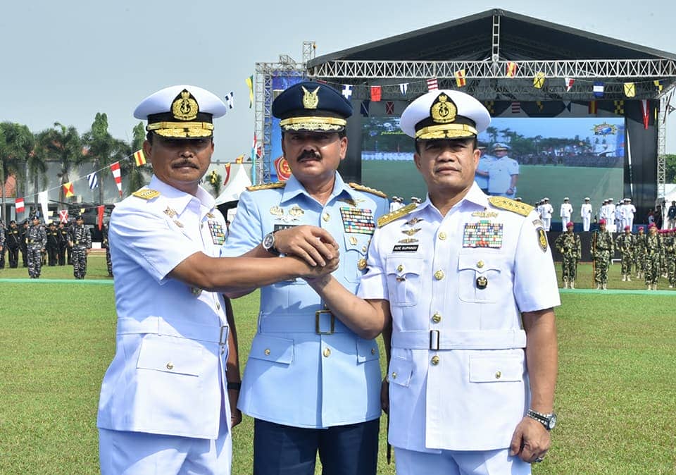 Panglima TNI bersama TNI AL.