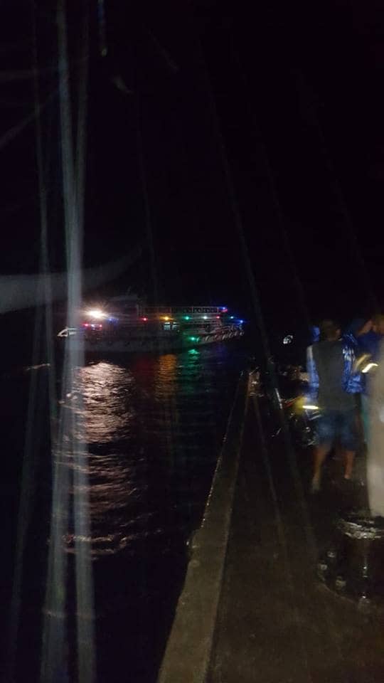 Dua Kapal Langsung bereaksi untuk melakukan pencarian. Suasana di Nainggolan Samosir.