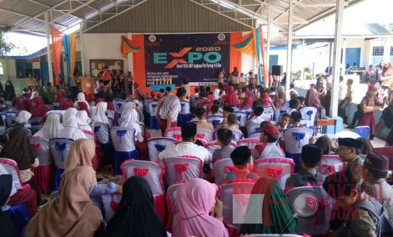 SMP Lanud Sultan Hasanuddin Lakukan Kegiatan EXPO 2020 For Facing 4.0 Era