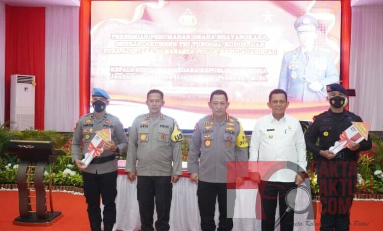Kunjungan Kerja Kapolri Jenderal Polisi Drs.Listio Sigit Prabowo, M.Si Di Wilayah Polda Kepri