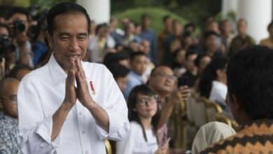Photo of Jokowi, Lawan Politik Sengaja Ciptakan Issue Daya Beli Menurun