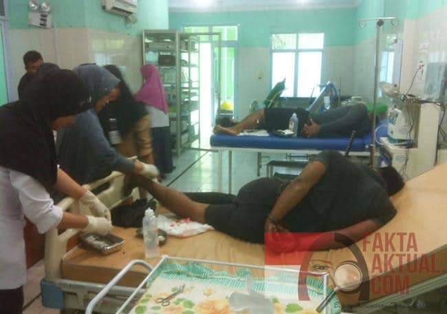 Photo, Kedua Pelaku Curas dan Narkoba yang ditangkap Polisi Bintan dirawat dirumah sakit Bintan, Sempat adu senjata dengan Polisi.