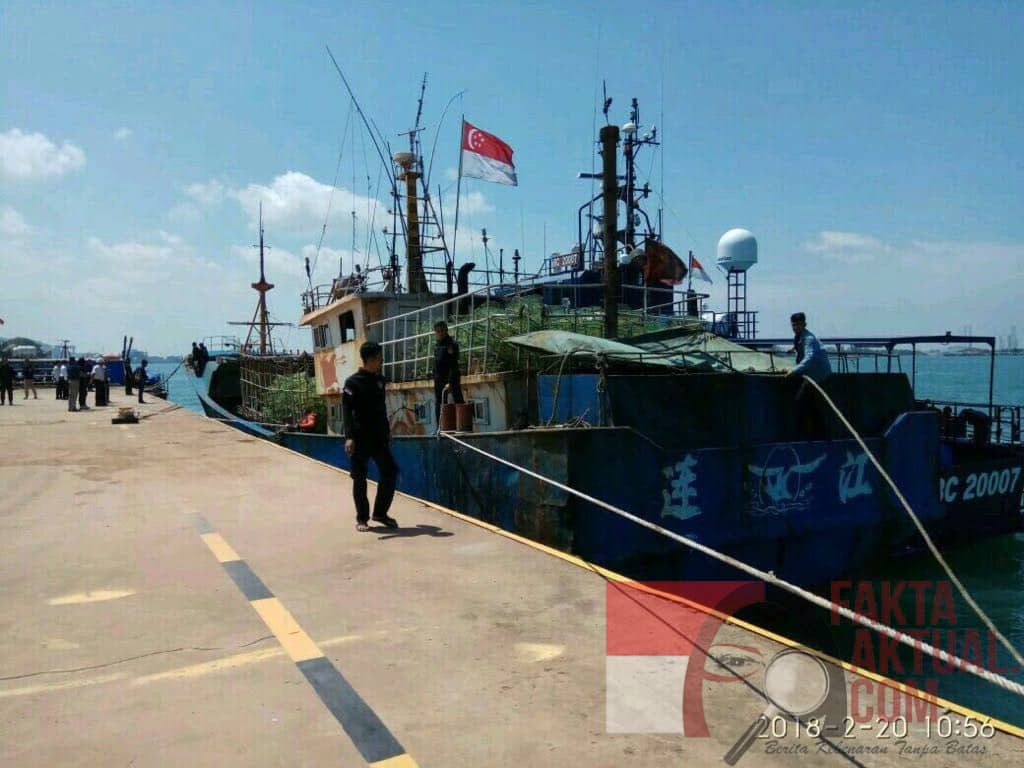Bentuk Kapal Ikan yang bermuatan Sabu 1,8 Ton yang ditangkab BC Batam.