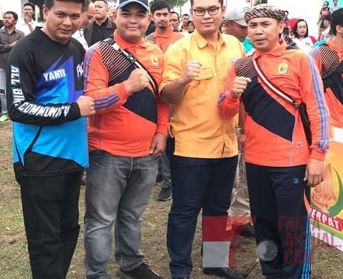 Photo, Sapararuddin Muda bersama pengurus Perpat lainnya dalam acara PERPAT CUP 2018 yang diselenggarakan dikota Batam.