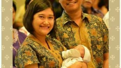 Bayu, Seorang Bapak Yang Melepas Nyawa Demi Orang Banyak Dalam Aksi Teror Bom Di Surabaya Bayu, Seorang Bapak Yang Melepas Nyawa Demi Orang Banyak Dalam Aksi Teror Bom Di Surabaya