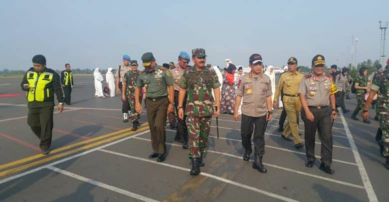 Panglima TNI dan Kapolri Tiba di Bandara Radin Inten II Lampung
