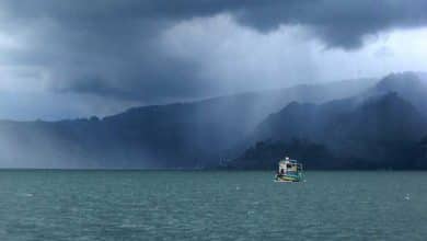 Danau Toba Mengamuk? Lagi..! Kapal RRM Terdampar Saat Menuju Sibandang, 1 Orang Hilang