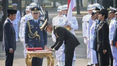 724 Perwira Dari TNI dan POLRI Dilantik Presiden Di Istana Negara 724 Perwira Dari TNI dan POLRI Dilantik Presiden Di Istana Negara