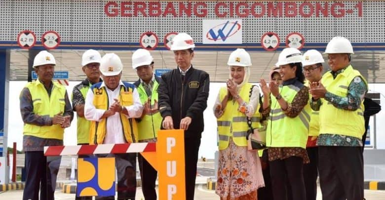 Resmikan Jalan Tol Sepanjang 54 KM, Jokowi Komit Lanjutkan Pembangunan