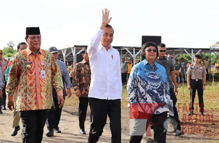 Menteri LHK Dampingi Presiden RI Ke Kalimantan Dihari Pers Nasional