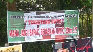Batam Bertabur Spanduk “Bebaskan UWTO 200 Meter” Janji Siapa?