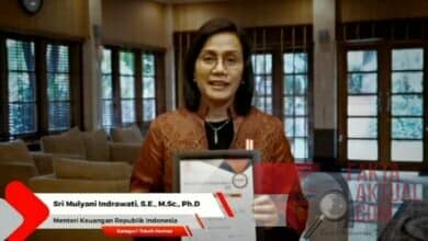 Photo of Sri Mulyani Raih Penghargaan Sebagai Tokoh Humas Indoneaia