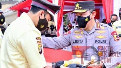 Photo of Kapolri: Profesi Satpam Mulia, Penting Membantu Tugas Kepolisian 