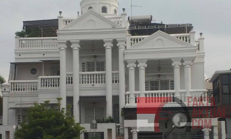 Wow, Istana Kadisperindag Batam Kalahkan Bangunan Pasar Rakyat