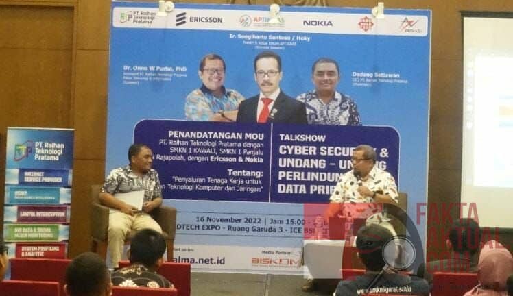 PT. Raihan Teken MoU Dengan 4 SMK di Event IndoBuildTech Expo 2022