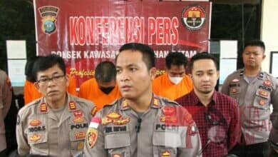 Kapolsek KKP Batam Ungkap Pelaku Tindak Pidana PMI Ilegal Kapolsek KKP Batam Ungkap Pelaku Tindak Pidana PMI Ilegal