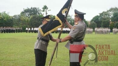 Polda Kepri Gelar Upacara Farewell And Welcome Parade Kapolda Kepri