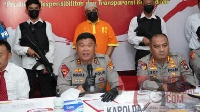 Kapolda Kepri Pimpin Langsung Konfrensi Pers, Soal Tindak Pidana Narkoba Jenis Happy Water Kapolda Kepri Pimpin Langsung Konfrensi Pers, Soal Tindak Pidana Narkoba Jenis Happy Water