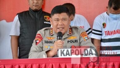 Direskrimum Polda Kepri Selamatkan 10 Orang Tindak Pidana PMI Ilegal Dari Dua Tersangka Direskrimum Polda Kepri Selamatkan 10 Orang Tindak Pidana PMI Ilegal Dari Dua Tersangka