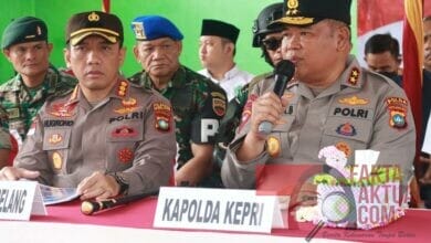 Dalam Rangka Penegakan Hukum Di Simpang Dam, Kapolda Kepri Lakukan Konfrensi Pers Bersama Stake Holder