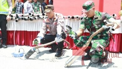 Photo of Kapolresta Barelang Bersama FKPD Kota Batam, Musnahkan Barang Bukti Hasil Operasi Pekat Seligi 2023