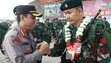 Kapolresta Barelang Hadiri Upacara Penyambutan Satgas PAMTAS RI – PNG Wilayah Papua Barat Yonif RK136/TS Kapolresta Barelang Hadiri Upacara Penyambutan Satgas PAMTAS RI – PNG Wilayah Papua Barat Yonif RK136/TS