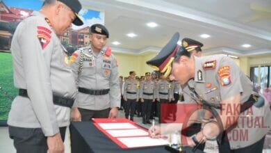 Kapolda Kepri Pimpin Serah Terima Jabatan Wakapolda, Kabidhumas Dan Dirpolairud Polda Kepri