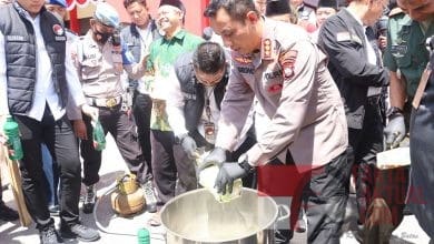 Kapolresta Barelang Bersama Instansi Terkait Musnahkan Narkotika Jenis Sabu Seberat 19,693 Kg