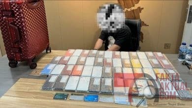 Ditengah Libur Nataru, Bea Cukai  Batam Berhasil Amankan Ratusan Telepon Genggam Bekas