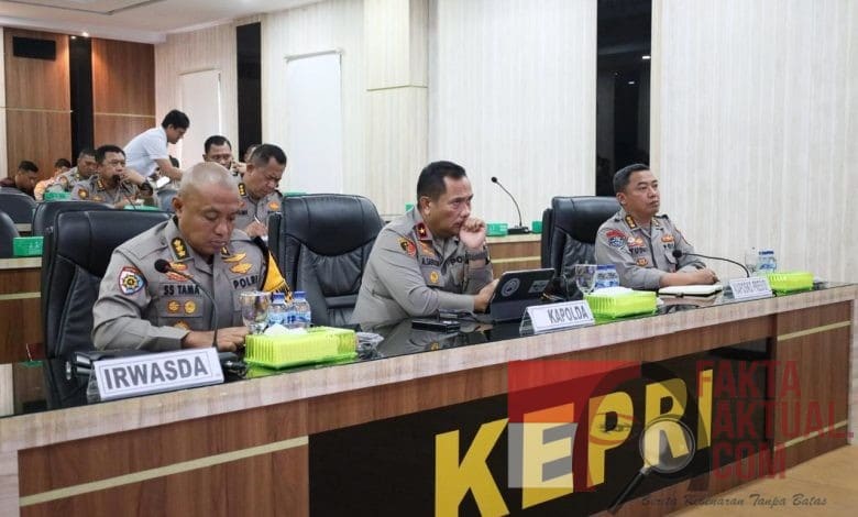 Kapolda Kepri Ikuti Zoom Meeting Pengendalian Inflasi Dan MoU Perizinan Daerah
