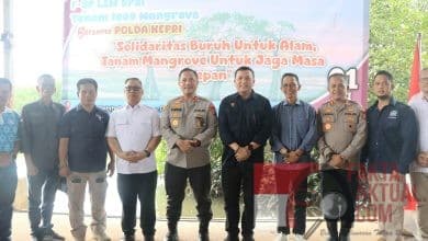 Peringati May Day 2025, Kapolda Kepri Tanam 1000 Pokok Mangrove 