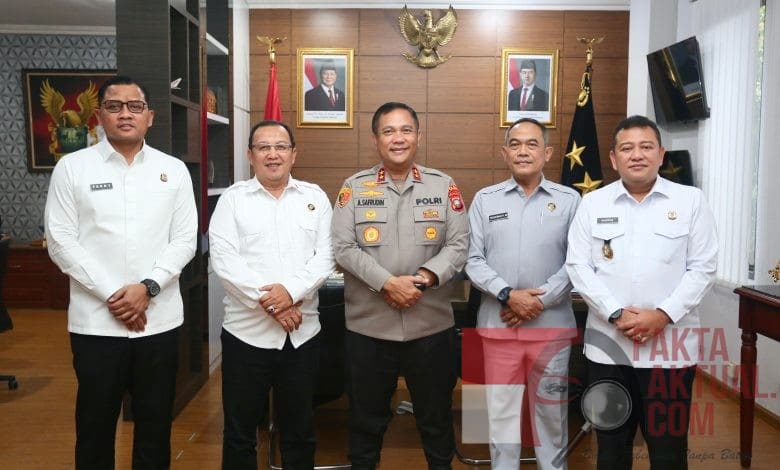 Kapolda Kepri Terima Kunjungan Serdik Sespimti Polri Gelobang II, Bangun Sinegi dan Kepemimpinan Kapolda Kepri Terima Kunjungan Serdik Sespimti Polri Gelobang II, Bangun Sinegi dan Kepemimpinan