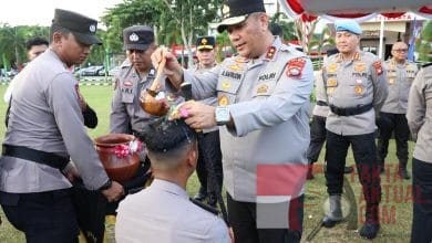Kapolda Kepri Pimpin Upacara Kenaikan Pangkat Kepada 442 Personel Jajaran Polda Kepri Kapolda Kepri Pimpin Upacara Kenaikan Pangkat Kepada 442 Personel Jajaran Polda Kepri