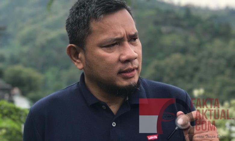 Dewan Pers Indonesia dan SPRI Ajukan 8 Tuntutan Kemerdekaan Pers kepada Presiden Dewan Pers Indonesia dan SPRI Ajukan 8 Tuntutan Kemerdekaan Pers kepada Presiden