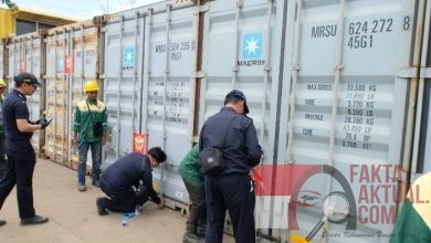 Bea Cukai Batam dan Gakkum LHK Gagalkan Upaya Pemasukan 18 Kontainer Limbah B3