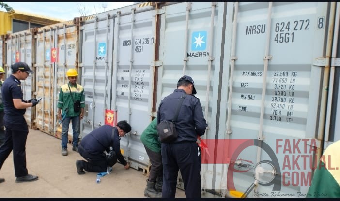 Bea Cukai Batam dan Gakkum LHK Gagalkan Upaya Pemasukan 18 Kontainer Limbah B3