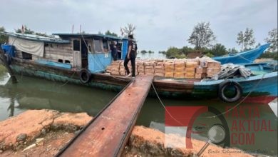 BC Batam dan Forkopimda Batam Amankan Barang Ilegal di Pelabuhan Tanjung Sengkuang BC Batam dan Forkopimda Batam Amankan Barang Ilegal di Pelabuhan Tanjung Sengkuang